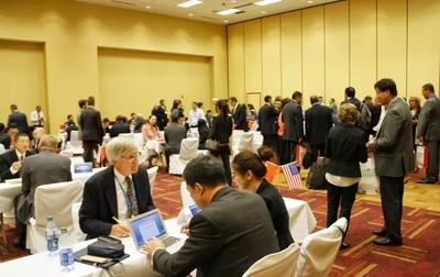 推進互利共贏對美經(jīng)貿(mào)合作關系新發(fā)展